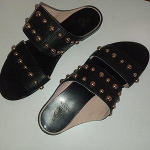 LANVIN ~ LANVIN~ BLACK SANDALS EXCELLENT CONDITION